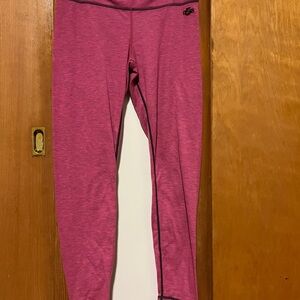 Women’s Hot Chillys thermal base later- heather pink. Size small.